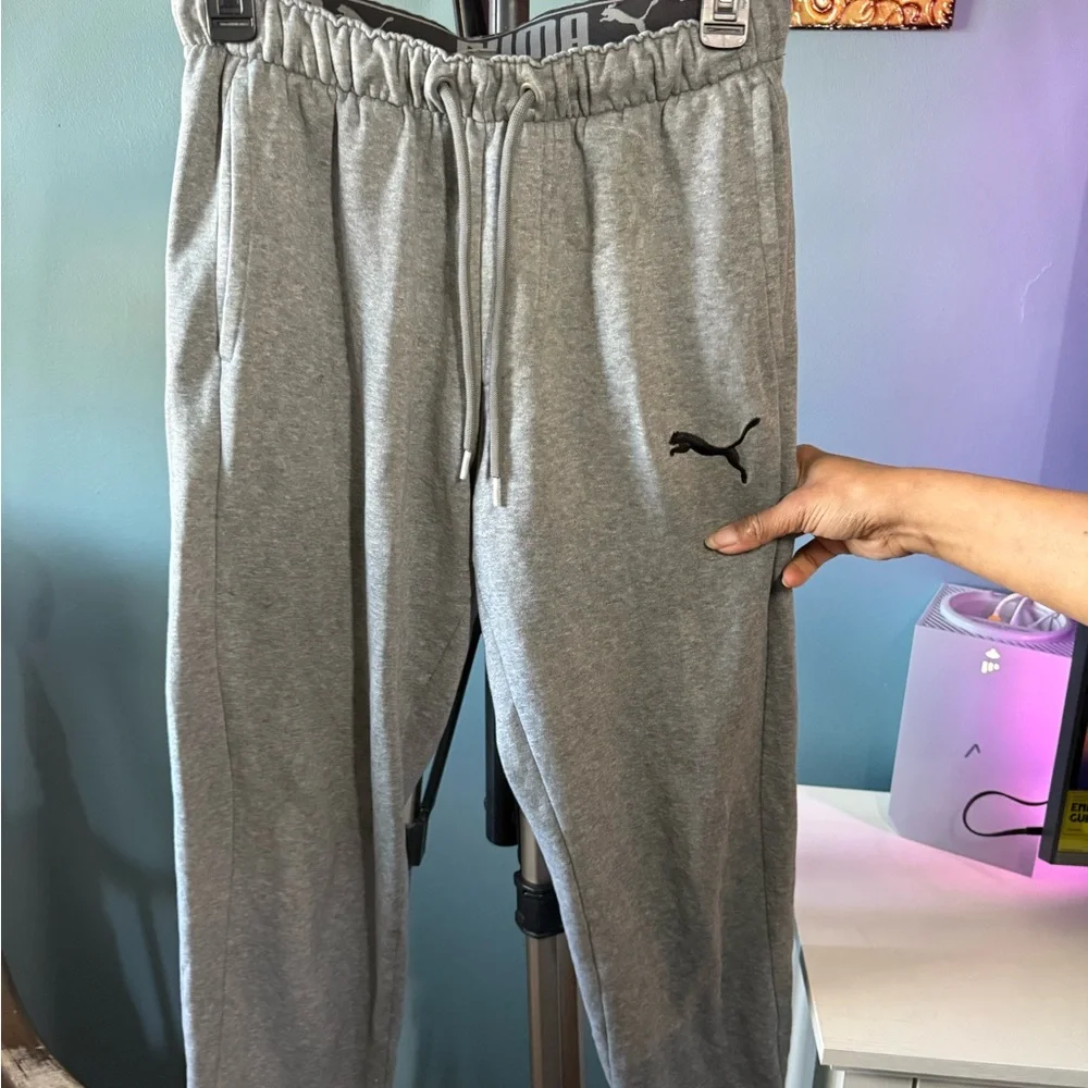 PUMA Gray Sweatpants - Picture 4 of 4